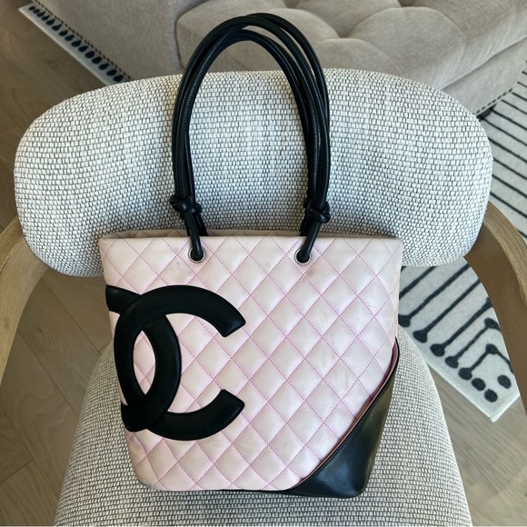 CHANEL Vintage Cambon Small Shopping Bag in Pink and Black - Picture 1 of 16
